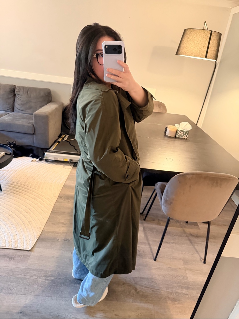 MaxMara Weekend Olive Green Light Trenchcoat - Picture 5 of 8